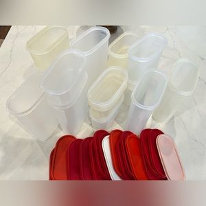 32 piece Tupperware storage set